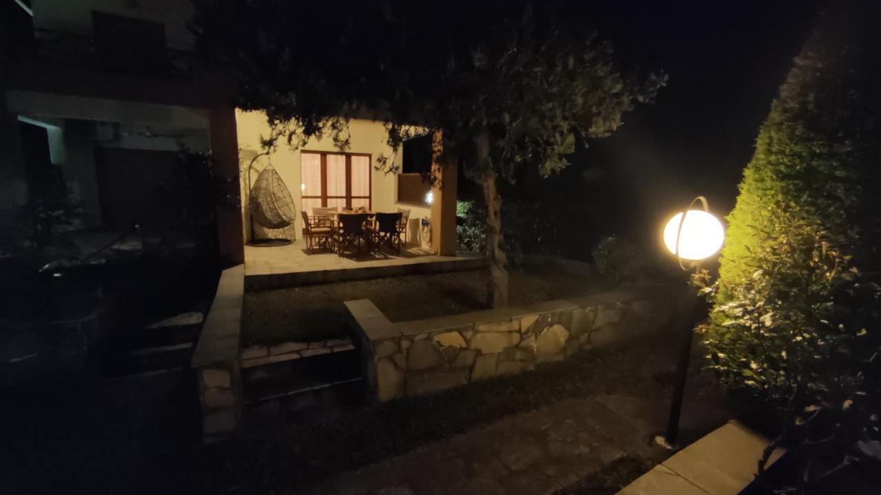 House In Pefkohori Βίλα Εξωτερικό φωτογραφία